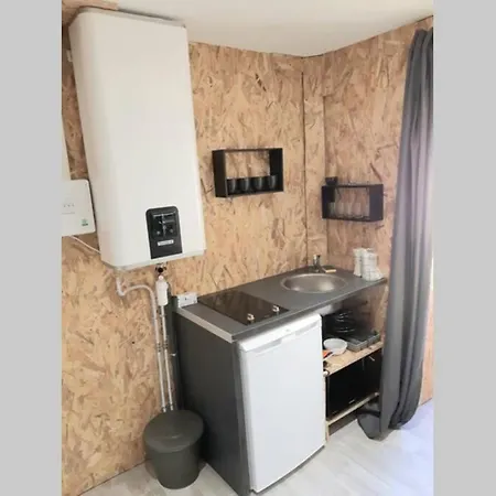 Studio Near Old - Atypical - Tram At 10 M Apartment *